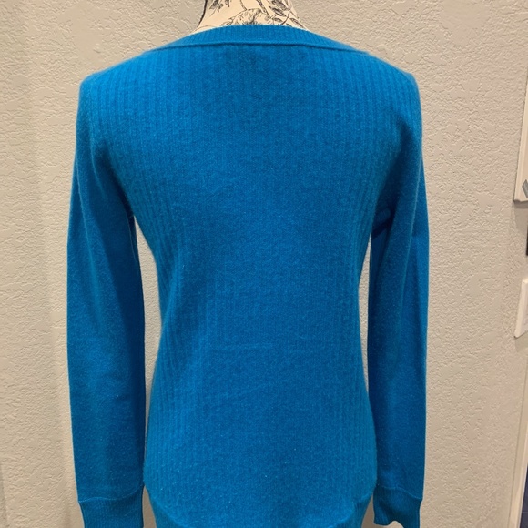 Diane Von Furstenberg Cashmere High Low Blue Small - Picture 2 of 5